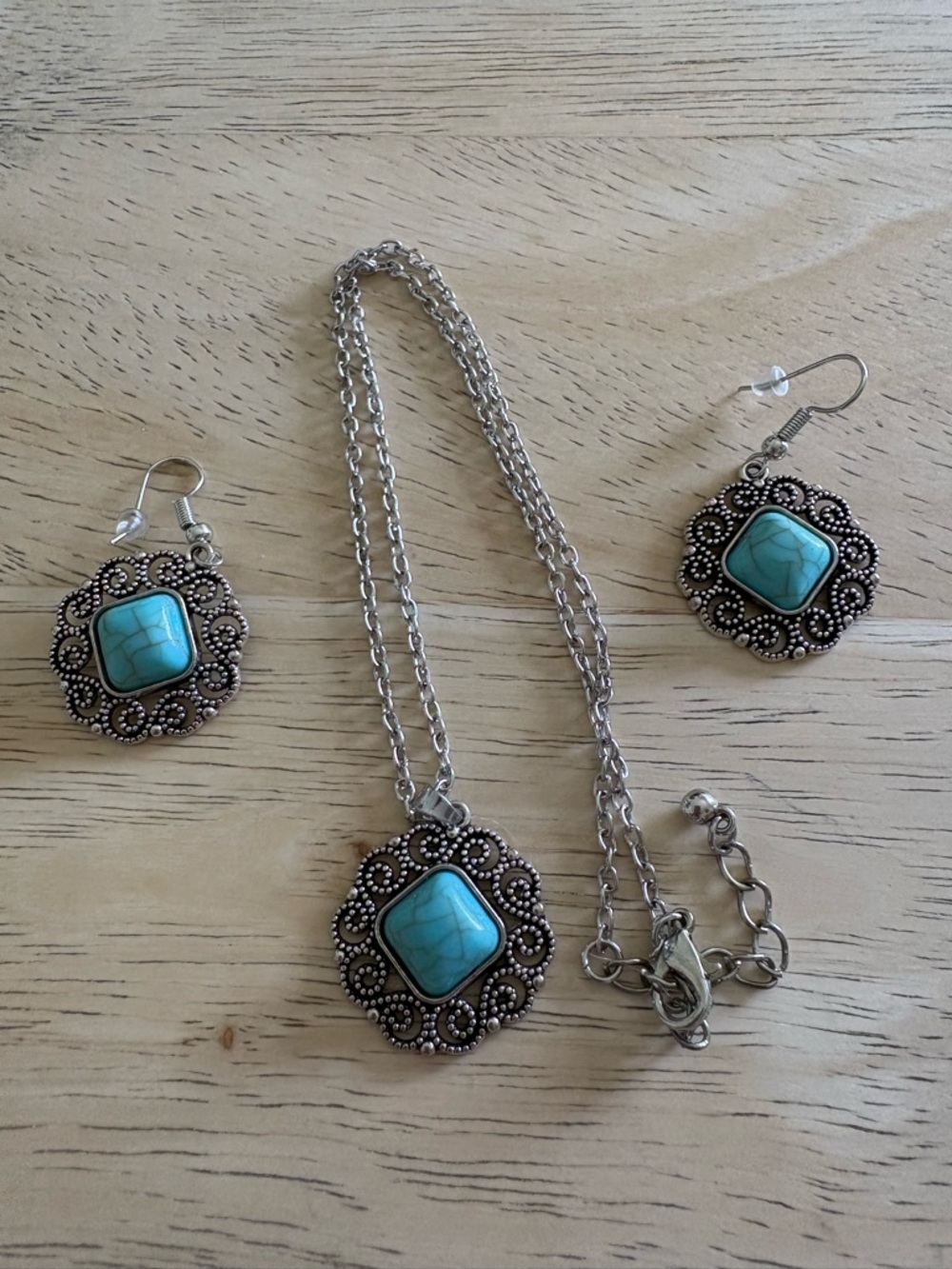 Silver-Tone Turquoise Pendant Necklace with Matching Earrings Set